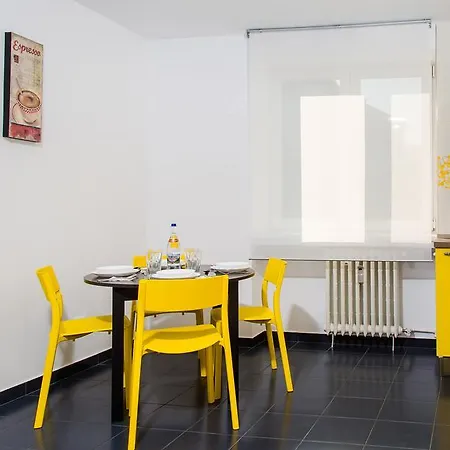 Contemporary Stylish ~ Old Town
